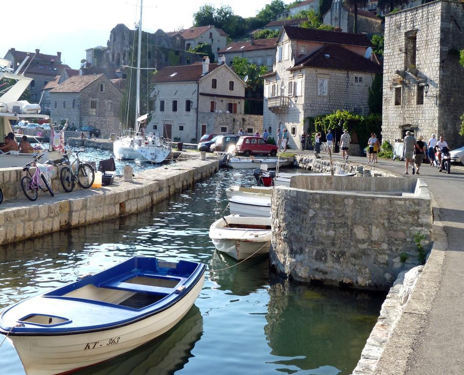 Apartment Villa Venezia Perast Exterior photo